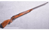 Weatherby ~ Mark V Bronze Sporter ~ 300 Win Mag - 1 of 10