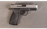 Smith & Wesson ~ M&P 40 ~ .40 S&W - 1 of 2