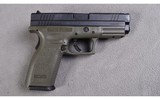 Springfield Armory ~ XD-40 ~ .40 S&W - 1 of 2
