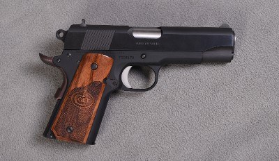 Colt ~ Commander ~ .45 ACP