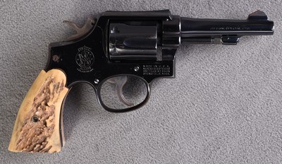Smith & Wesson ~ 10-5 ~ .38 S&W SP
