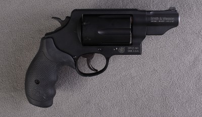 Smith & Wesson ~ Governor ~ .45/.410