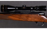 Weatherby ~ Mark V ~ .300 Win Mag - 8 of 12