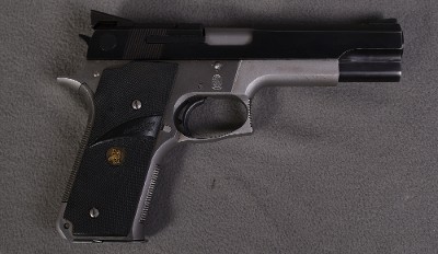 Smith & Wesson ~ 745 SA ~ .45 auto