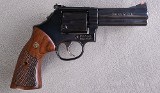 Smith & Wesson ~ Model 586-8 ~ .357 MAG