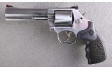 Smith & Wesson ~ Model 686-6 ~ .357 Magnum - 2 of 7