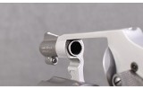 Smith & Wesson ~ Model 642-2 Airweight ~ .38 S&W Special +P - 4 of 8