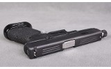 Glock ~ G22 ~ .40 Smith & Wesson - 3 of 4