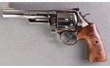 Smith & Wesson ~ John Taffin Model 57 ~ .41 Remington Magnum - 2 of 12