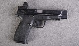 Smith & Wesson ~ M&P 9 Pro Series ~ 9mm - 1 of 4