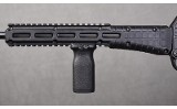 Kel-Tec ~ SUB-2000 ~ .40 Smith & Wesson - 6 of 10