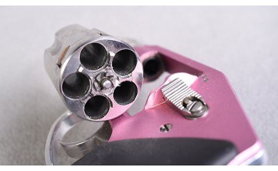 Charter Arms ~ The Chic Lady ~ .38 Special - Image 3 of 4