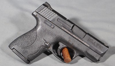Smith & Wesson ~ M&P 9 Shield ~ 9mm Luger - Image 1 of 4