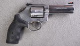 Smith & Wesson ~ Model 686-6 ~ .357 Magnum - 1 of 10