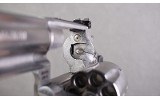 Smith & Wesson ~ Model 686-6 ~ .357 Magnum - 7 of 10