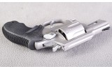 Taurus ~ Model 856 ~ .38 Special - 3 of 4