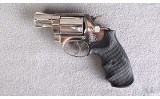 Smith & Wesson ~ 36 ~ .38 S&W Special - 2 of 5