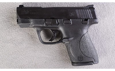 Smith & Wesson ~ M&P 9 Shield ~ 9mm - Image 2 of 4