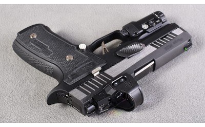 SIG Sauer ~ P320 Custom Works Equinox ~ 9mm - Image 3 of 4