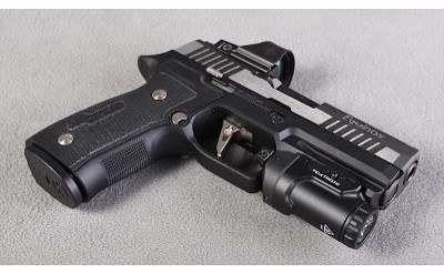SIG Sauer ~ P320 Custom Works Equinox ~ 9mm - Image 4 of 4