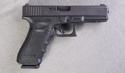 Glock ~ G17 Gen 4 ~ 9mm Luger - Image 1 of 4