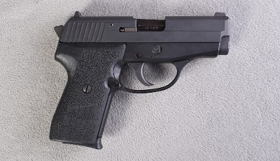 SIG Sauer ~ P239 ~ .40 Smith & Wesson