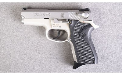 Smith & Wesson ~ 6906 ~ 9mm - Image 2 of 2