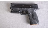 Smith & Wesson ~ M&P 40 ~ 9mm/.40 S&W - Image 2 of 2