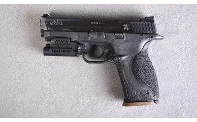Smith & Wesson ~ M&P 40 ~ 9mm/.40 S&W - Image 2 of 2
