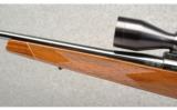 Weatherby Mark V Deluxe in 7mm Wby Mag - 6 of 8