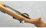 Weatherby Mk V Deluxe in 300 Wby - 3 of 9