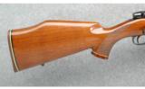 Weatherby Mk V VarmintMaster in 224 Wby - 5 of 9