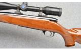 Weatherby Mark V Deluxe in 300 Wby Mag - 4 of 8