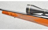 Weatherby Mark V Deluxe in 300 Wby Mag - 6 of 7