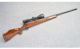 Weatherby Mark V Deluxe in 340 Wby Mag - 1 of 7