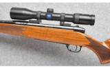 Weatherby Mark V Deluxe in 416 Wby Mag - 4 of 8