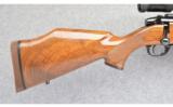 Weatherby Mark V Deluxe in 7mm Wby Mag - 5 of 8