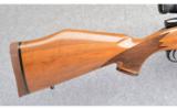 Weatherby Mark V Deluxe in 378 Wby Mag - 5 of 9