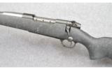 Weatherby Mark V Accumark Left in 257 Wby Mag - 2 of 8