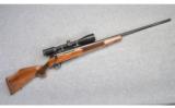 Weatherby Mark V Deluxe in 340 Wby Mag - 1 of 8