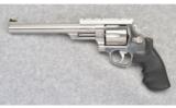 Smith and Wesson Model 657 in 41 Mag - 2 of 3