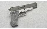 Sig Sauer P220 Elite in 10mm - 1 of 4