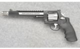 Smith & Wesson Model 629-7 Hunter in 44 Mag - 2 of 3