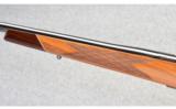 Weatherby Mark V Varmintmaster in 22-250 Rem - 7 of 8