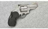 Smith & Wesson Model 629-1 Lew Horton in 44 Mag - 1 of 3