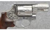 Smith & Wesson Model 60 Engraved in 38 Spl. - 5 of 5