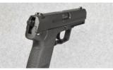Heckler & Koch USP in 9x19mm - 4 of 5