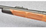 Weatherby Mark V Safari in 458 Lott - 6 of 8