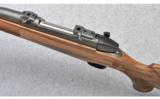 Weatherby Mark V Safari in 375 H&H - 8 of 9