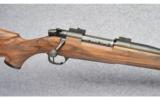Weatherby Mark V Safari in 375 H&H - 2 of 9